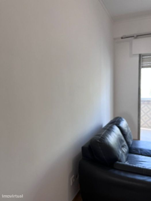 Excelente Apartamento T2 para Arrendamento (Sem Mobília)