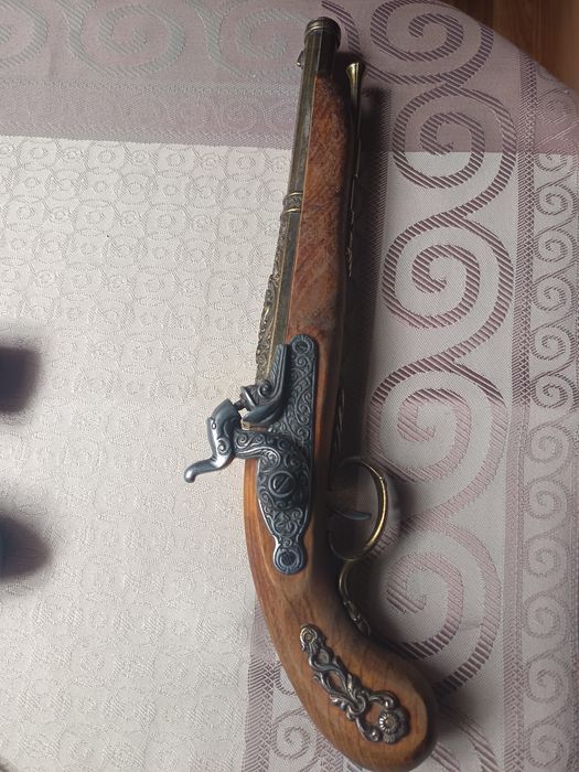 Pistolet kolekcjonerski