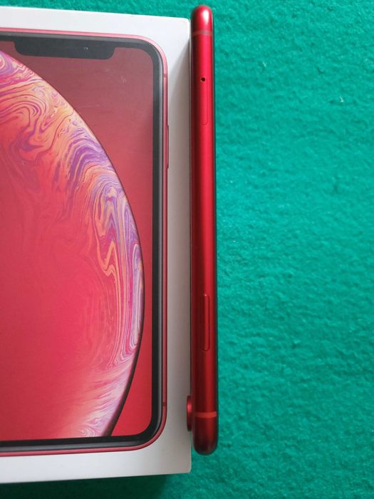 iPhone XR 128 ГБ Neverlock product red