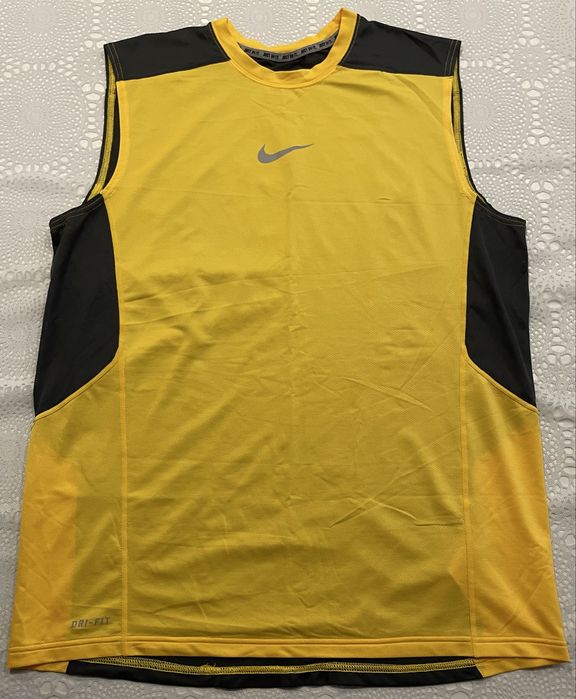 Koszulka Nike L nowa bez rękawów