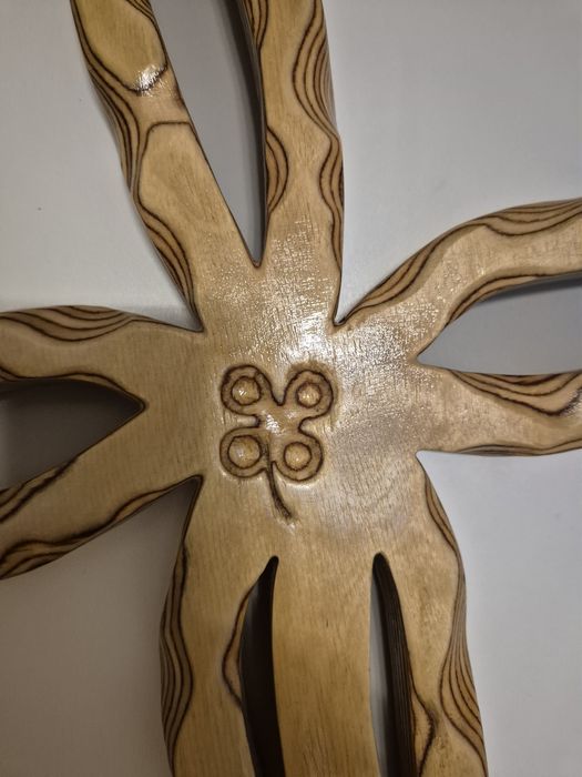 Ramka na  4 zdjęcia 23cm x 23cm.  Calosc 50 x 50 cm