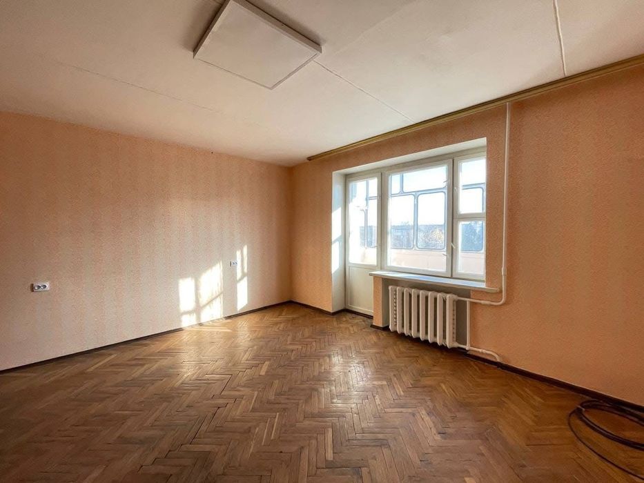 Продаж 4-х кімнатної м.Бровари, Київська область