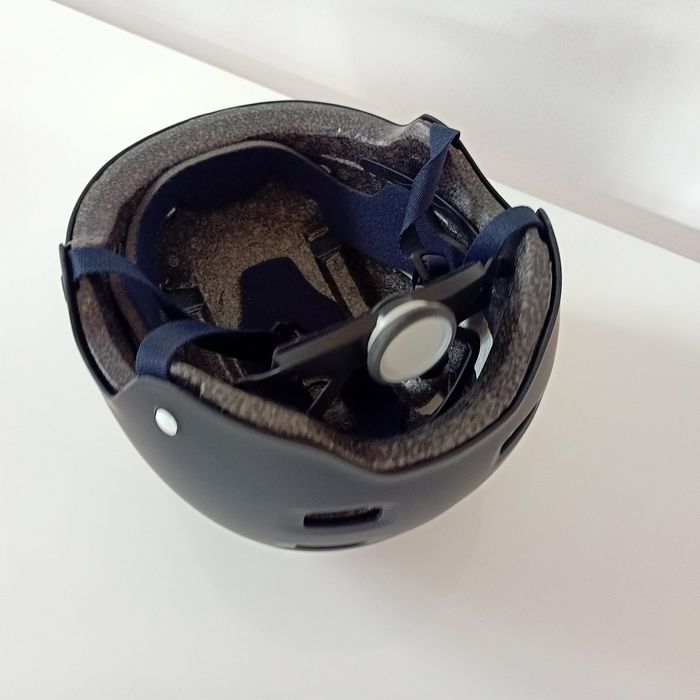 Kask na rower.rolki.deskkorolke.hulajnoge