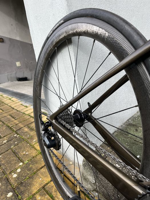 Scott Foil em carbono - Dura Ace - Rodas zipp 303