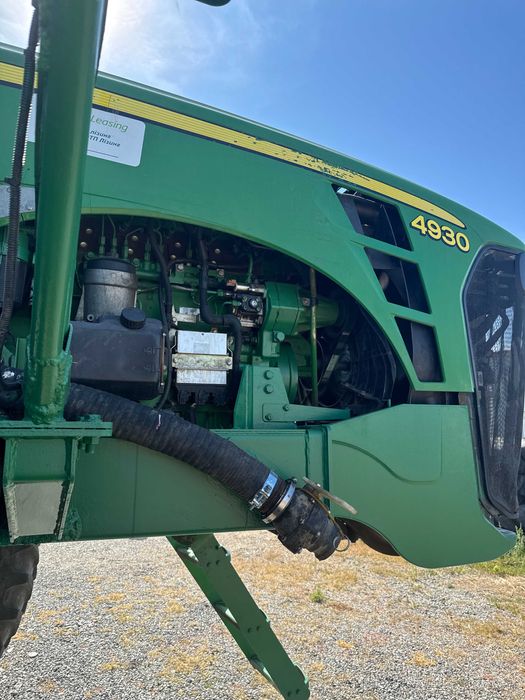 самохідний обприскувач John deere 4930