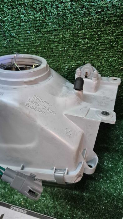 Otica Farol Direito Toyota Carina E T19 1992 a 1995 Ref. 20-A3150-18-2 NOVO TYC