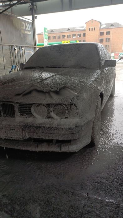 Продам бмв е 34