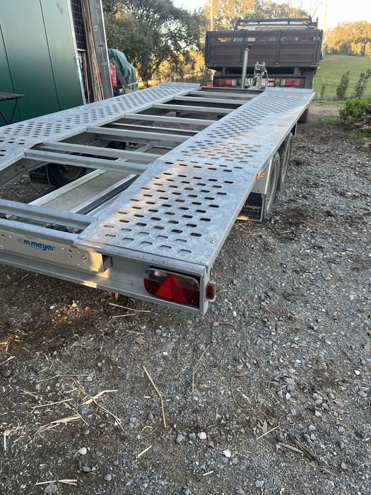 Atrelado porta Carros 2700kg