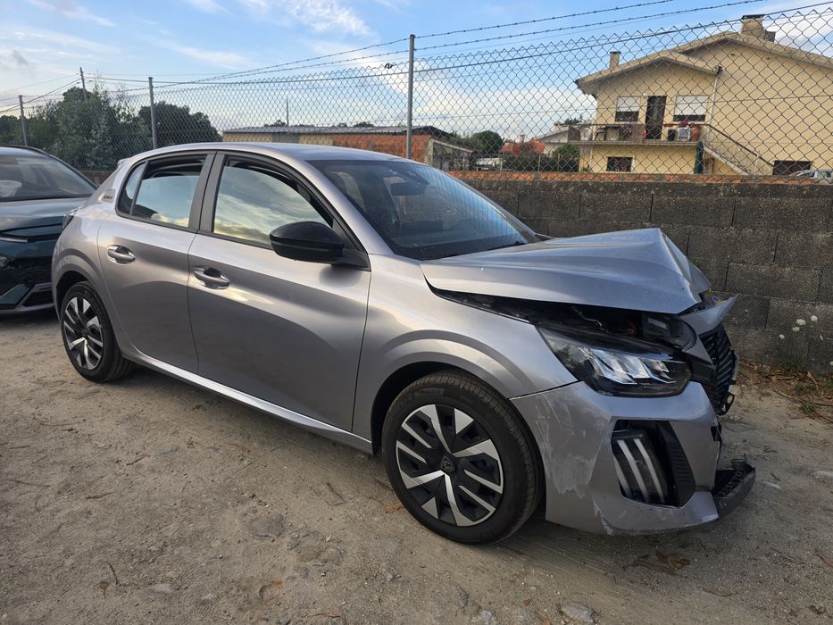 Peugeot 208 eletrico