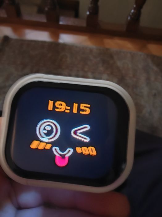 Wireless Headphones com caixa Touchscreen