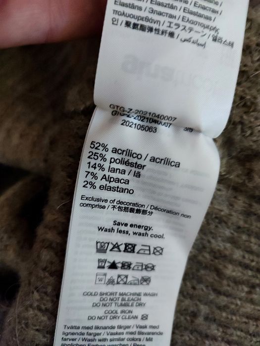 Свитер женский 48-52р.,,Gina tricot "(Bangladesh).