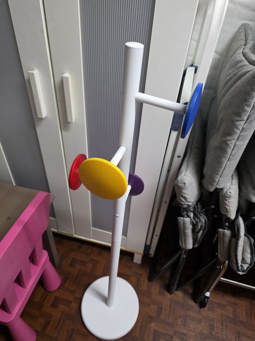 Cabideiro gato preto