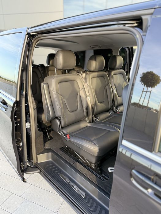 Wynajem bus Nowy Mercedes V klasa 2024 Premium nowy salon