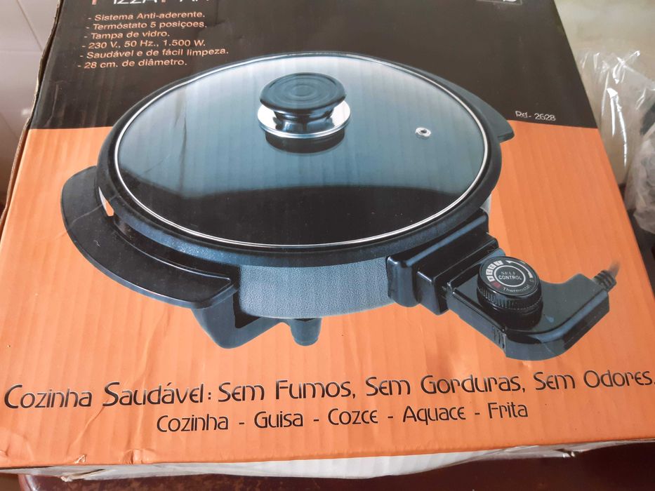 Frigideira multifunções elétrica, NOVA, na embalagem