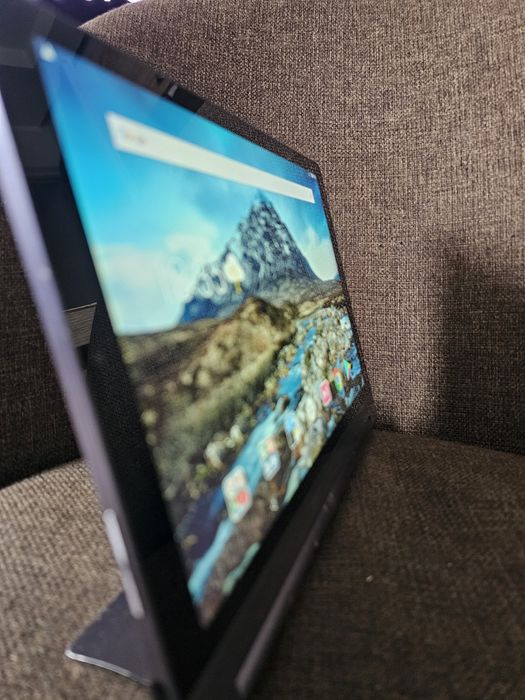 Tablet  lenovo yt-x703l