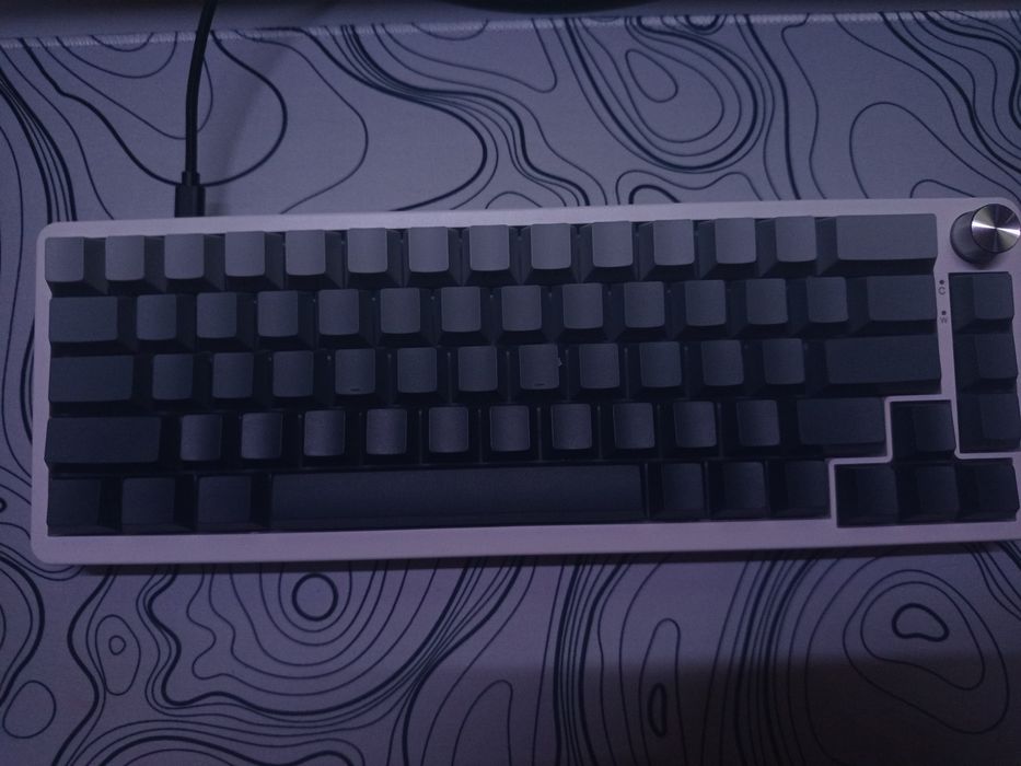 Кастомна механічна клавіатура на базі gamepro mk116