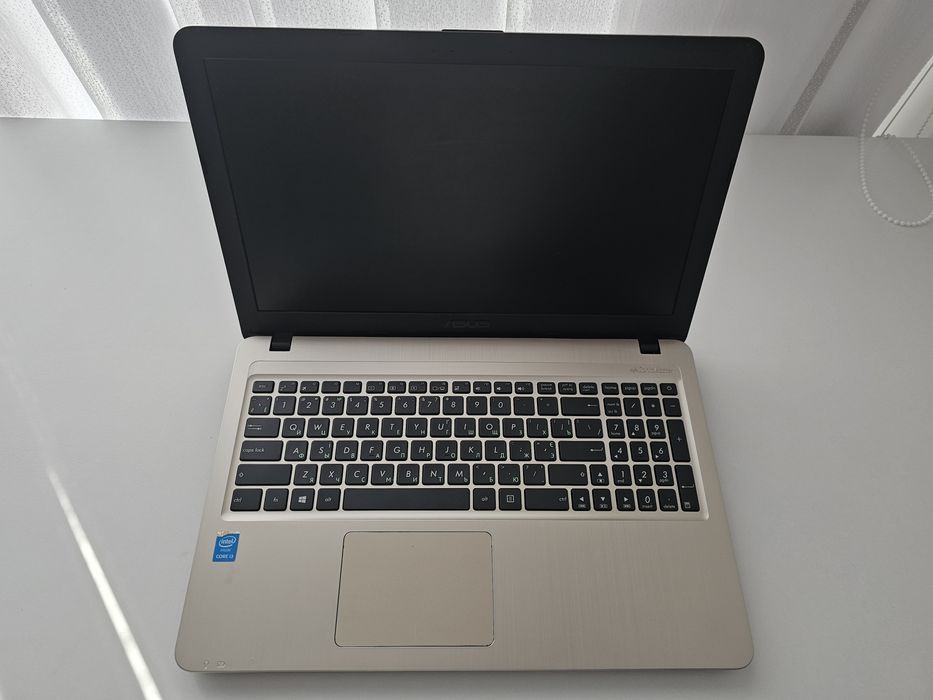 Ноутбук Asus R540L i3-4005U 8GB ОЗУ FullHD SSD 128Gb Нова клавіатура та батарея