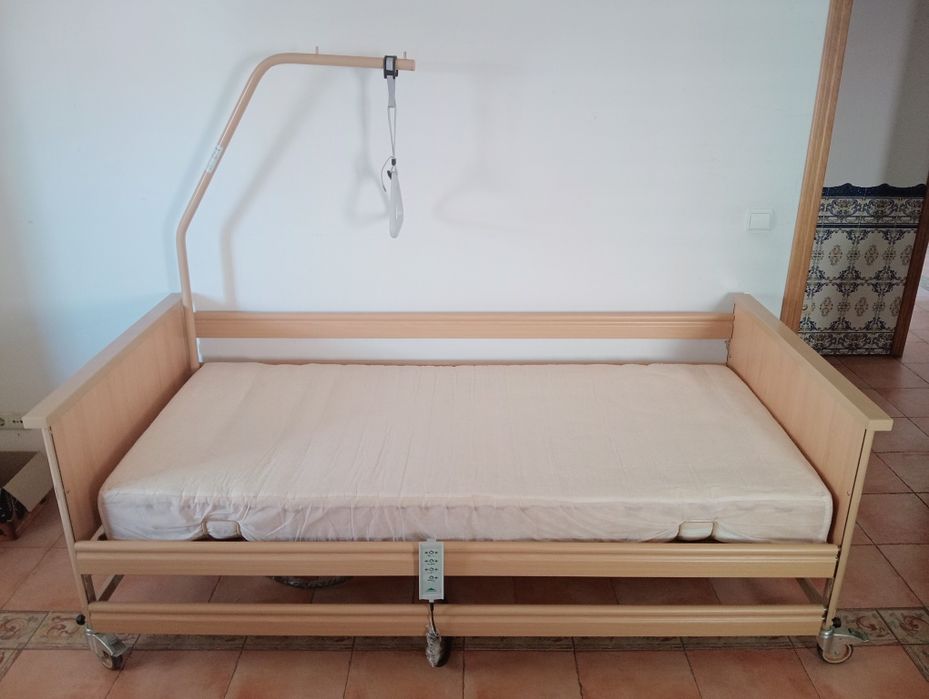 Cama elétrica articulada óptimas condições