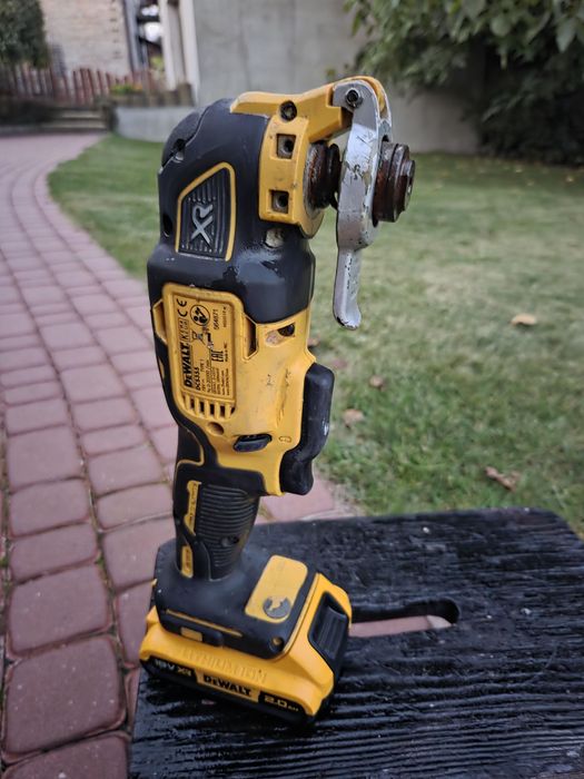 Narzędzie wielofunkcyjne DeWalt DCS355