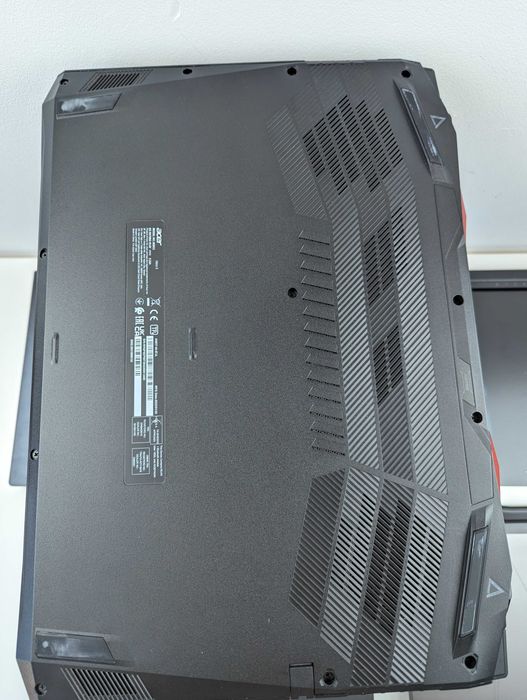 LAPTOP GAMINGOWY Acer Nitro RTX 3050 Intel i5-11400H 144 hz