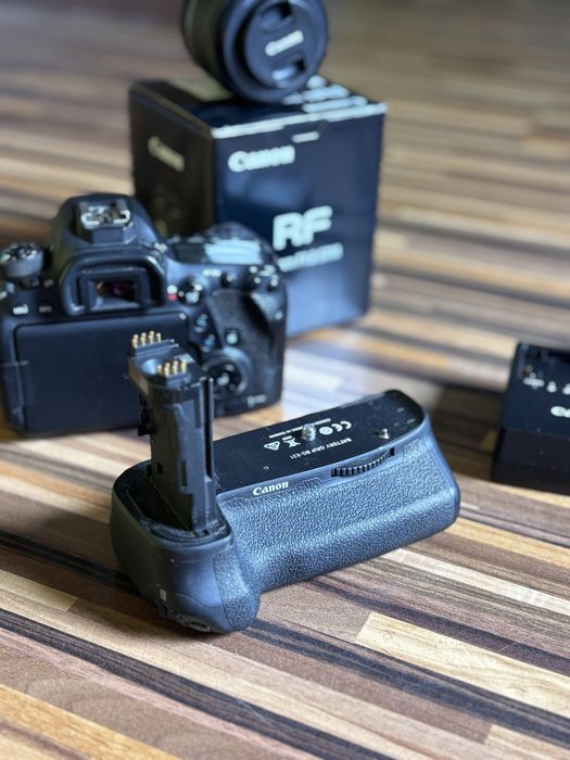 Grip canon uchwyt battery grip  BG-E21