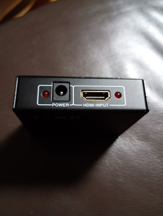 HDMI splitter 1x2