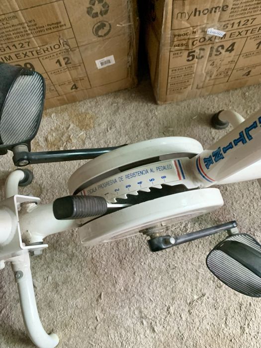 Bicicleta estatica antiga502795711199979521