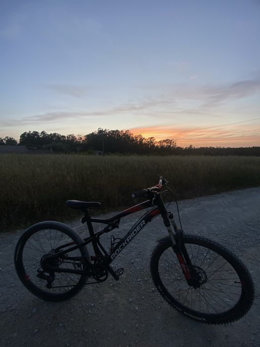 Bicicleta enduro Rockrider st530s