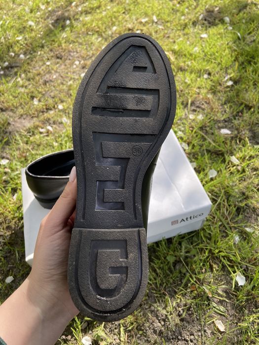 Продам нові балетки