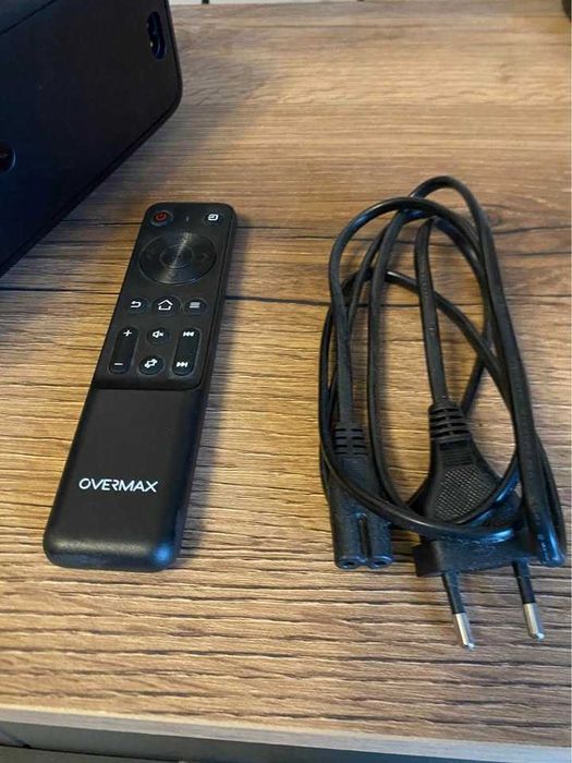 Projektor rzutnik overmax full hd mocny