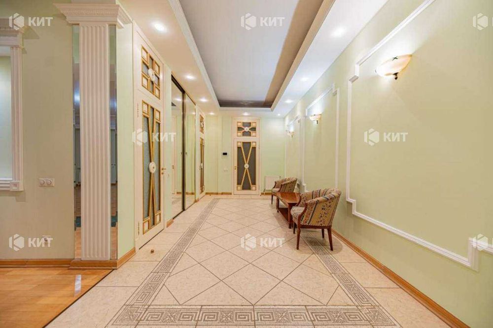 Офіс. 210м Павлово Поле (Центр, м. 23 Августа, ул. Деревянко 6) 134634