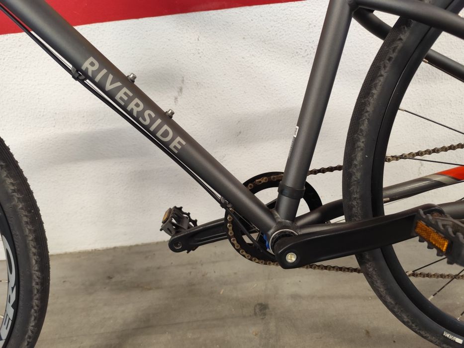 Bicicleta Trekking Riverside 700