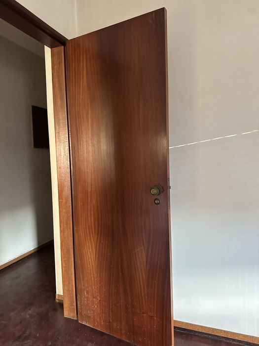 Vendo 6 portas madeira