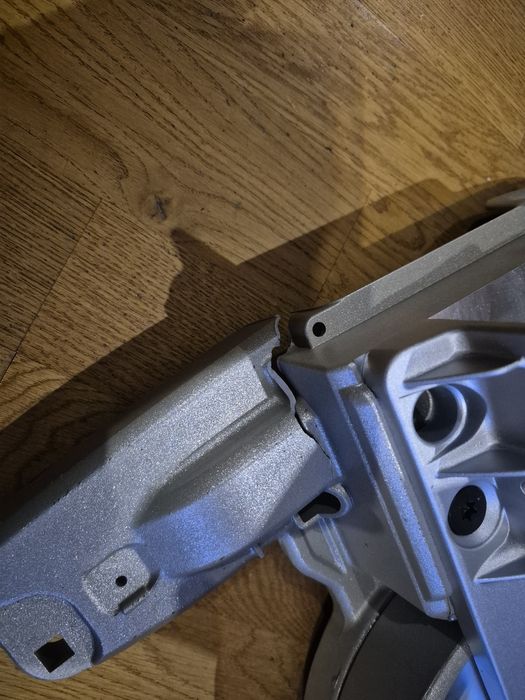 DEWALT DWS773 pilarka piła ukośnica 216 MM 1300W