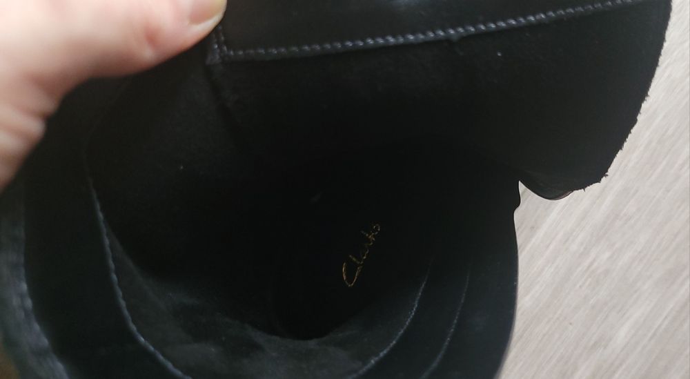 Нові ,шкіряні ,прошиті чоботи Clarks 39 p.