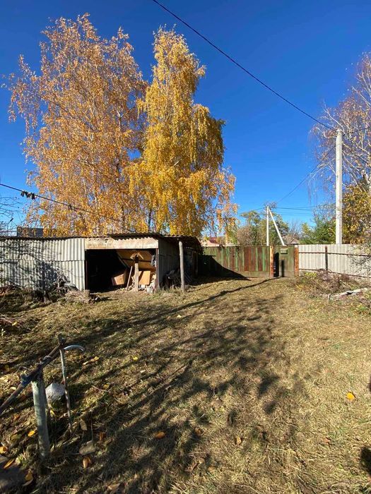 Продаж старого будинку+ фундамент+земельні ділянки 25+15,7соток
