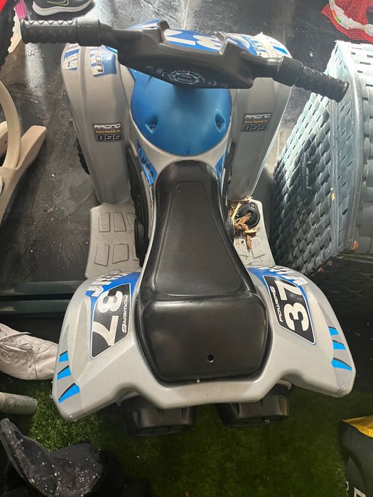 Moto 4 criança a bateria