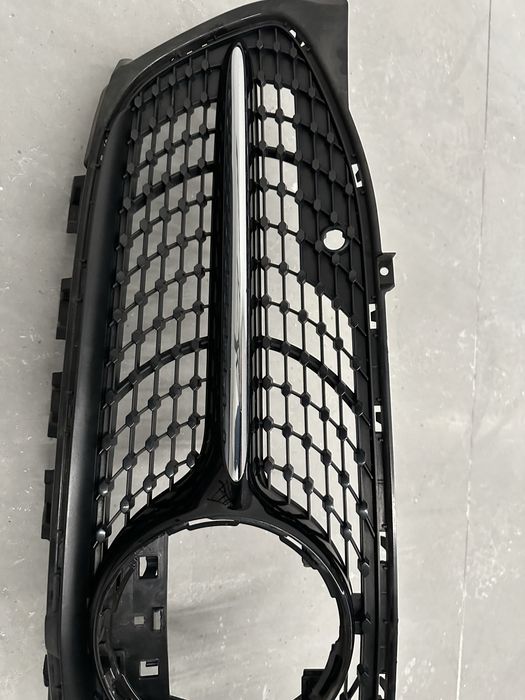 Grelha mercedes cla w118 original
