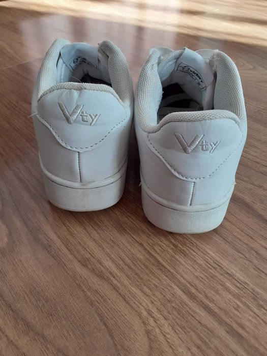 Buty adidasy białe Victory roz.37