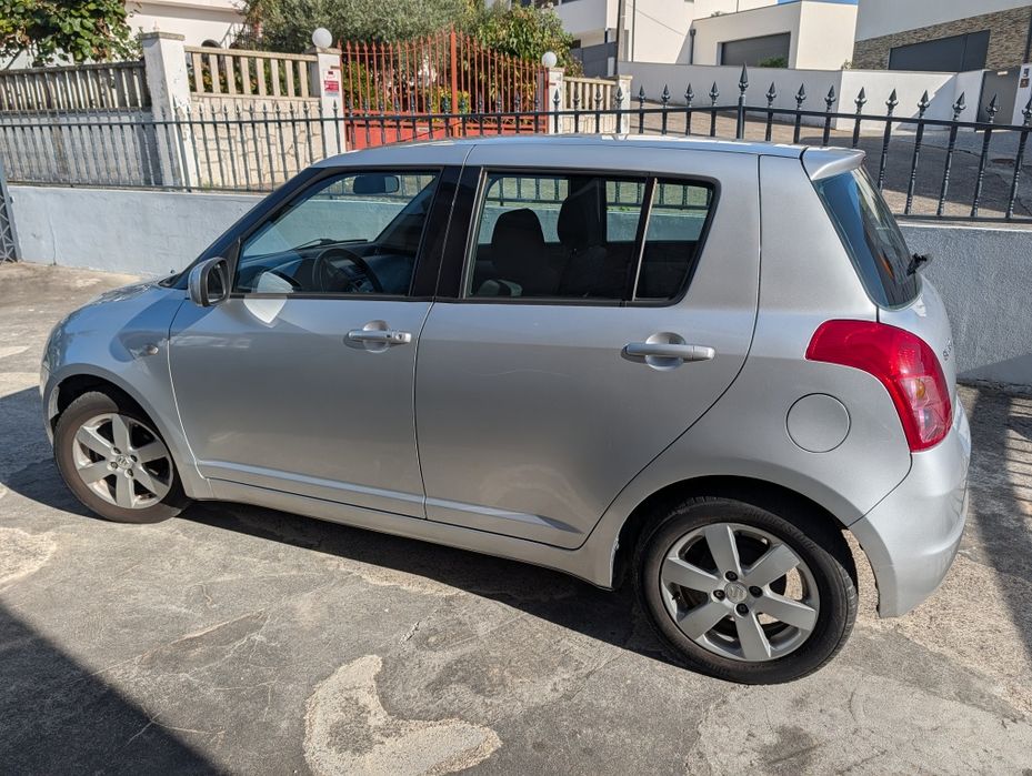 Suzuki Swift 1.3 gasolina. Ano 2008/06