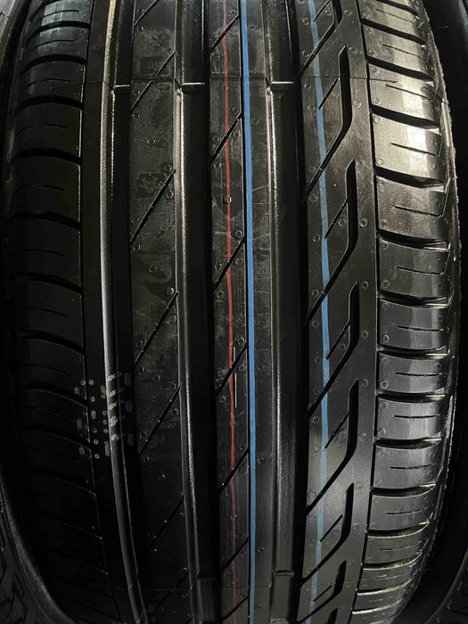 215/50/17 R17 Bridgestone Turanza T001 4шт нові