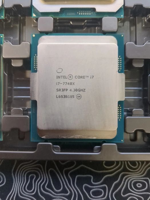 Processador Intel i7 7740x  lga 2066