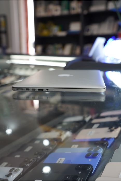 MacBook Pro 13 2015 i5/8/128