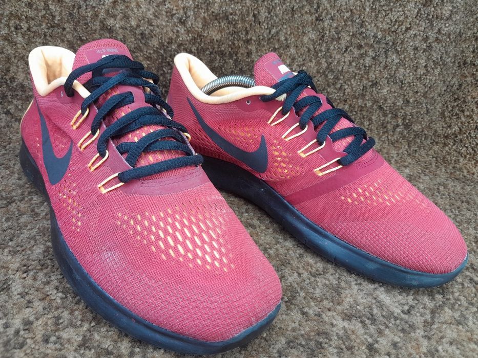 Кросівки оригінал Nike Free RN 42 розмір.
