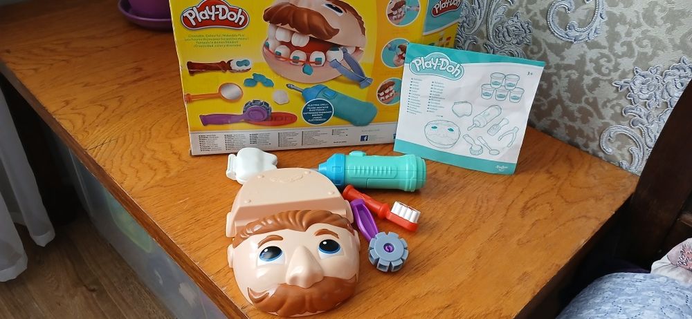 Ігровий набір пластилін Play-Doh "Містер зубастик"