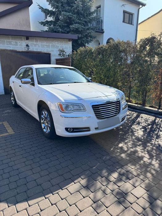 Chrysler 300 Chrysler 300, 2011r. 3.6 v6