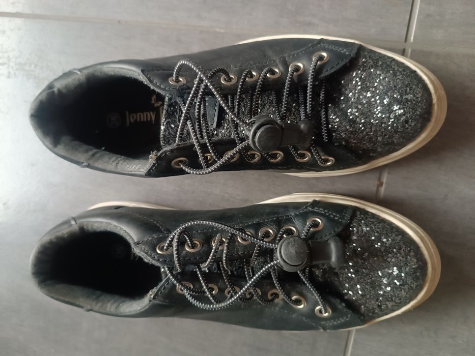 Buty błyszczące 36