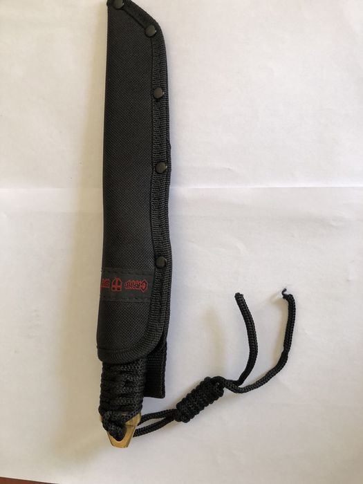 Нож не розкладной