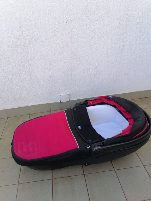 Caminha de bebé Chico
