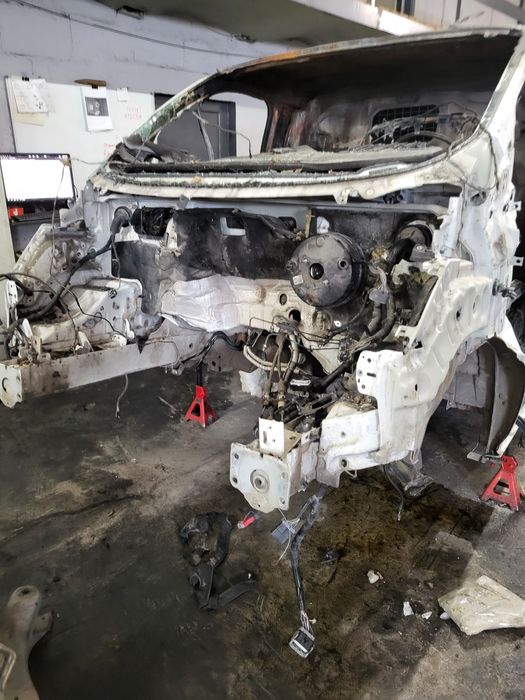 Ford trancit custom запчастини